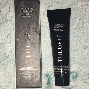 Theorie Hair Mask